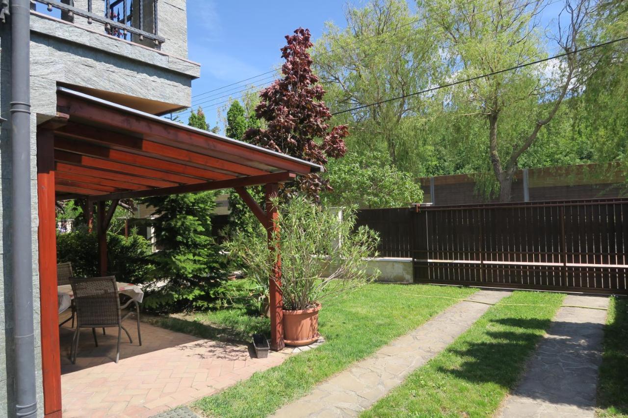 Granit Villa 발라톤사르소 외부 사진