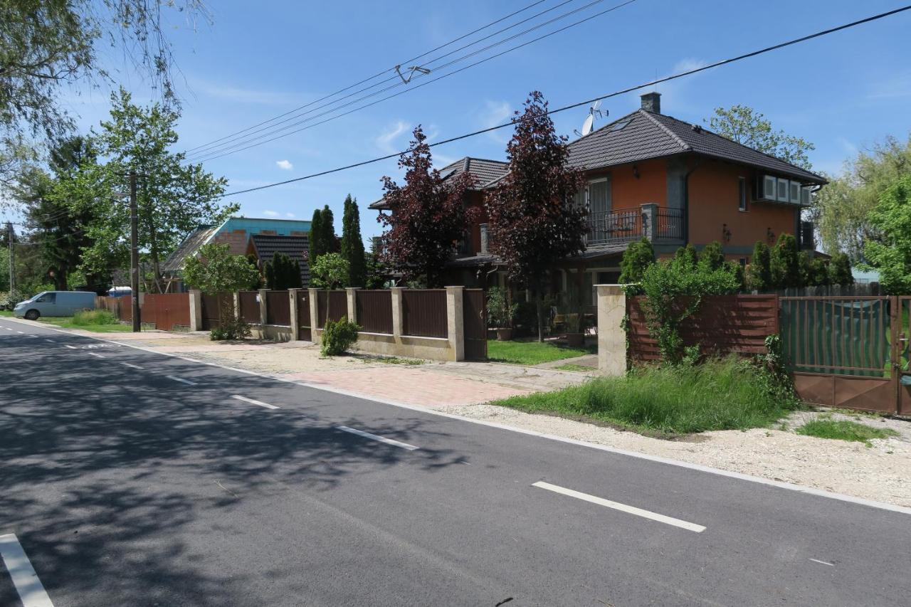 Granit Villa 발라톤사르소 외부 사진